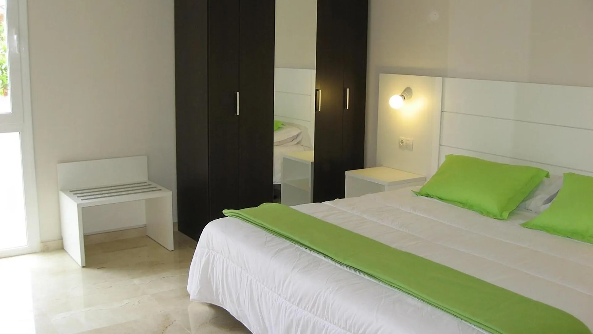 Apartment Facing The Pool L' Escala Spain